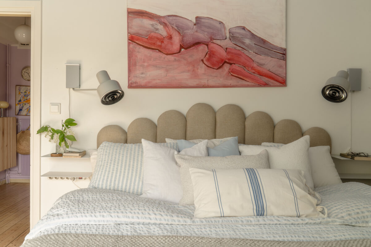 A Stylish and Joyful Color and Material Palette in a Midcentury Apartment 19 light blue textiles bedroom