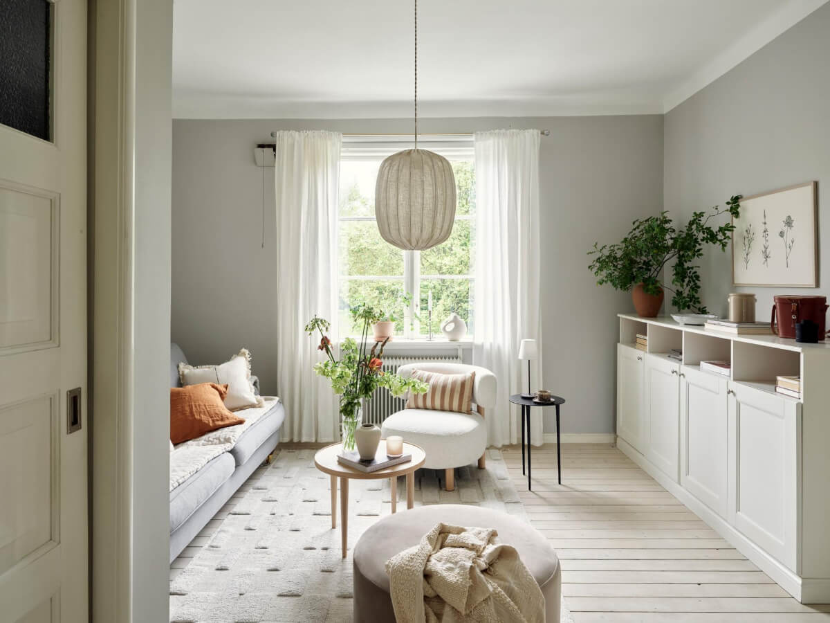 An Apartment with Original Details and a Stunning Period-Style Bathroom 12 light living room scandi style