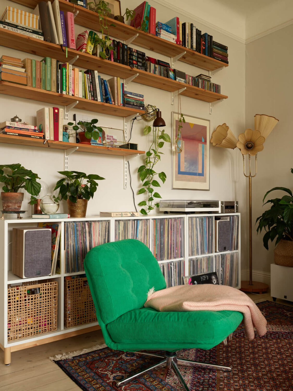 Best of 2025: Living Rooms 50 music corner ikea chair