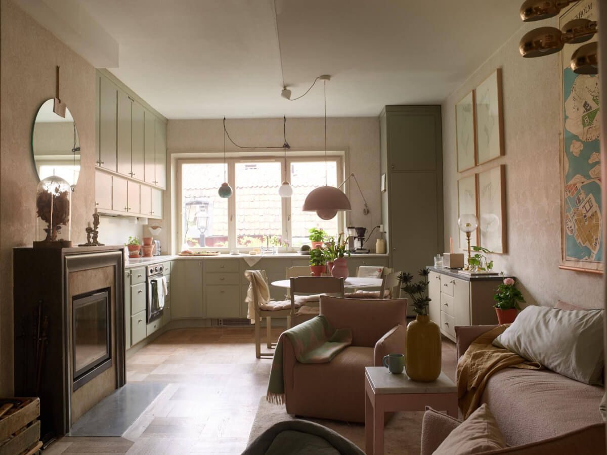 Wallpapers and a Midcentury-Style Kitchen in a 1930s Apartment 8 open-plan living room kitchen midcentuy apartment