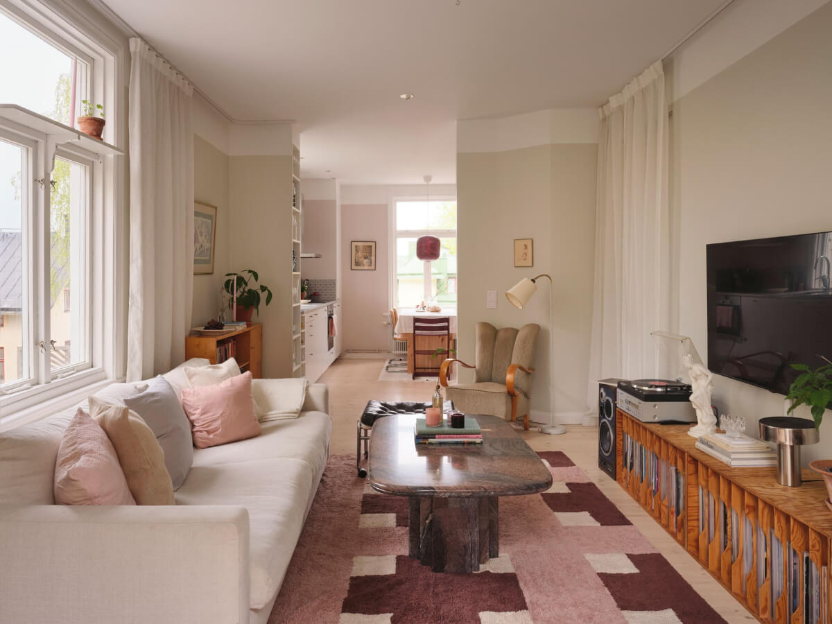 A Light Ground Floor Apartment with a Large Terrace 7 open plan living space pink color accents