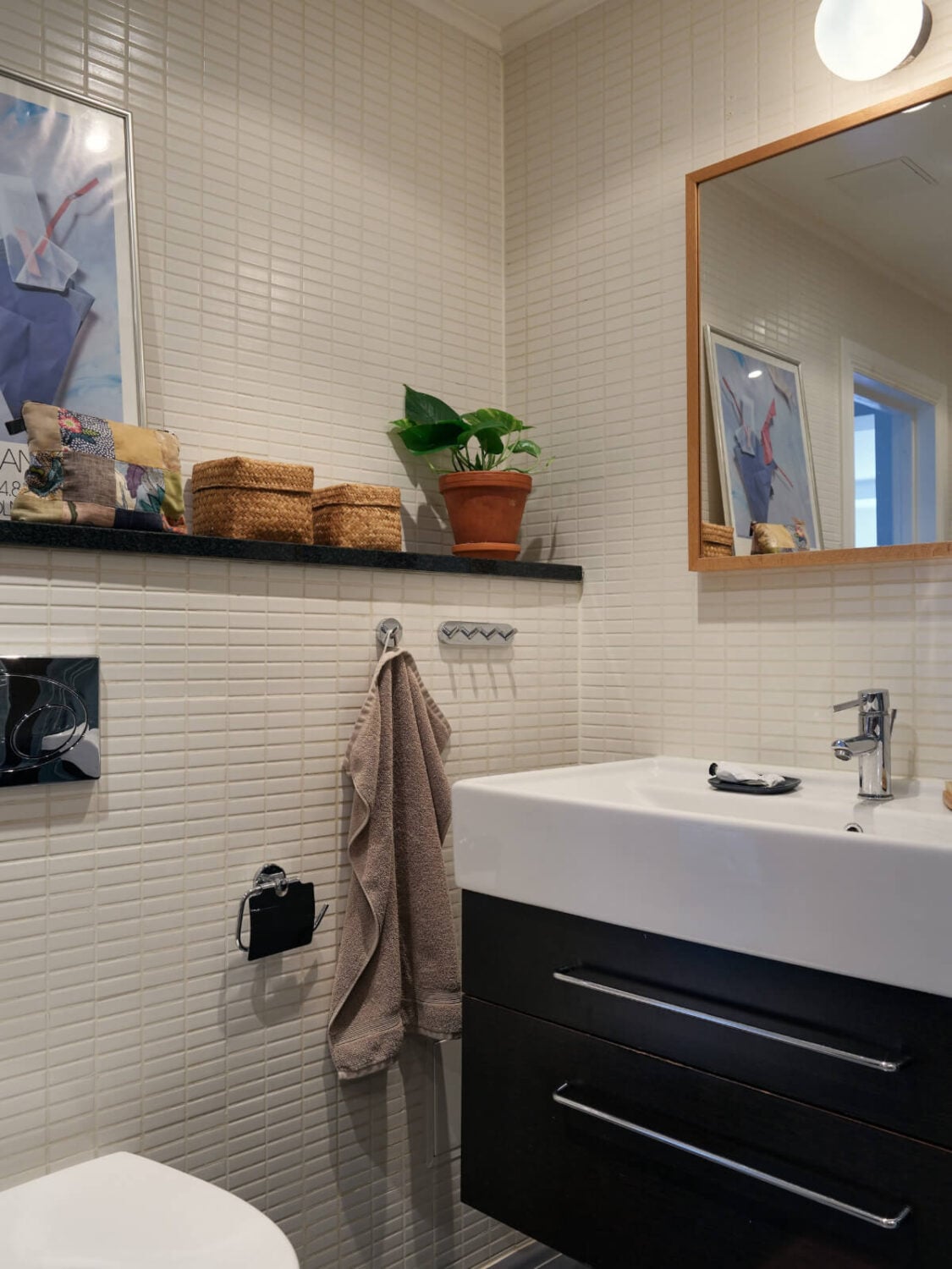 An Art Nouveau Apartment with a Deep Green Kitchen 23 powder room