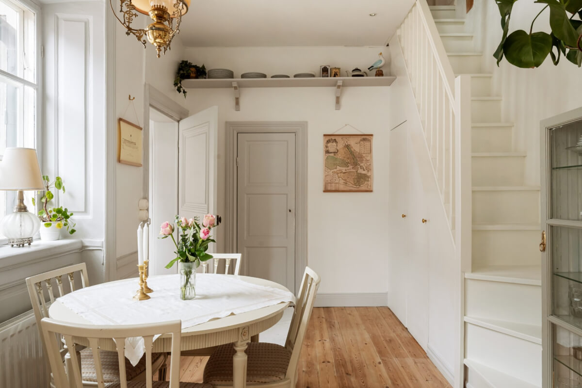 A Charming Attic Apartment in Stockholm's Gamla Stan 6 round dining table