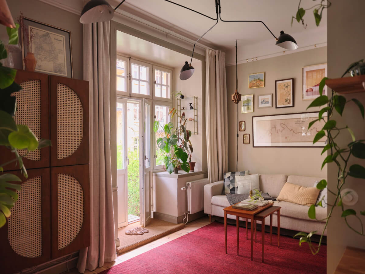 Best of 2025: Living Rooms 36 small living room dark pink rug gray walls nordroom