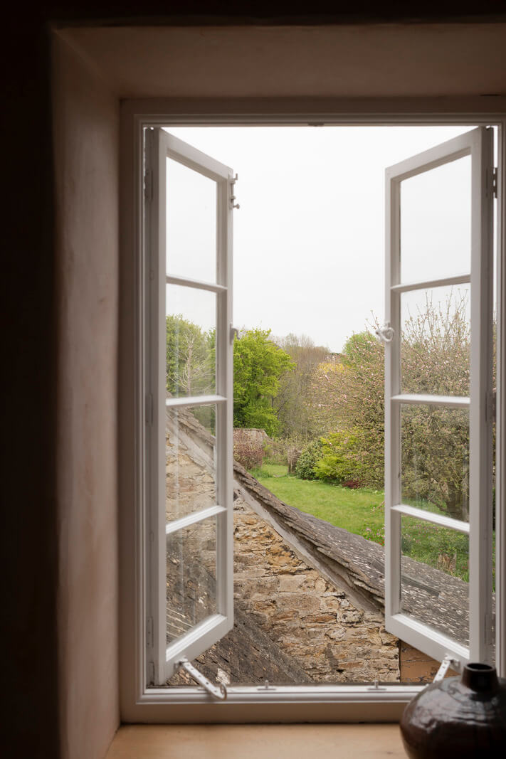 White-Washed Walls and Rustic Elements in a 17th Century Townhouse 6 window view White-Washed Walls and Rustic Elements in a 17th Century Townhouse
