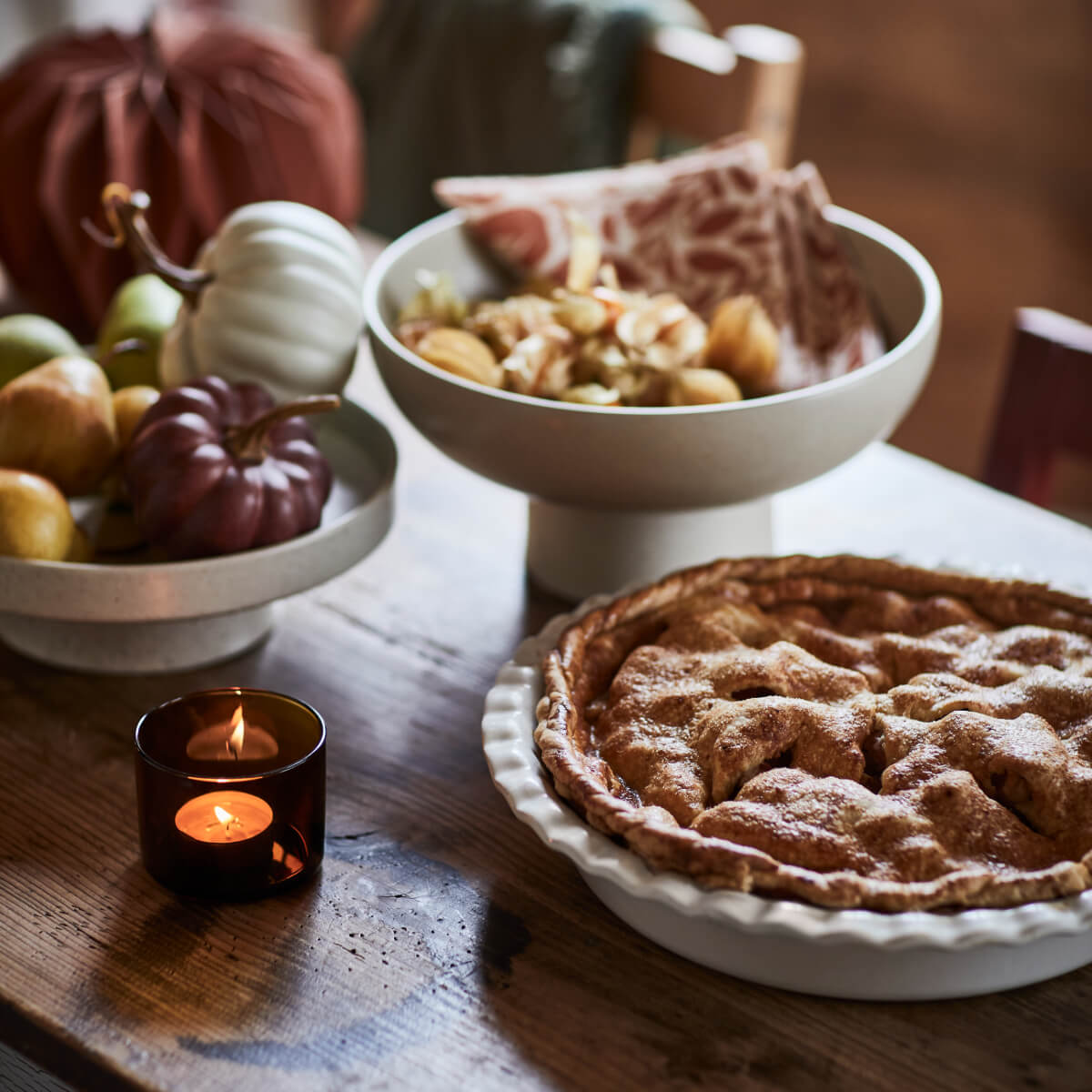 3 New IKEA Fall Collections for Food Preserving, Halloween, and Table Settings 7 IKEA_HOSTAGILLE_pie form