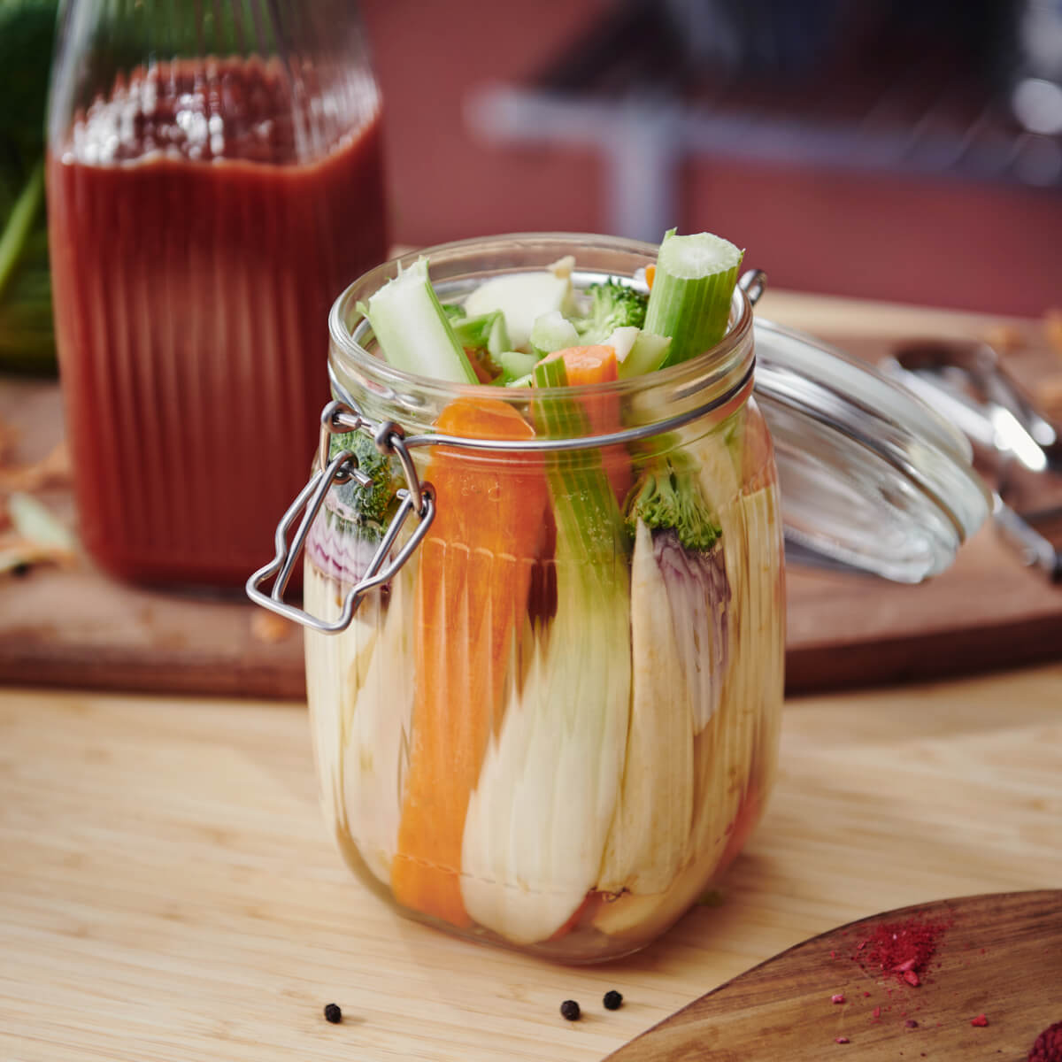 3 New IKEA Fall Collections for Food Preserving, Halloween, and Table Settings 32 IKEA_KOSSEBAR_burk m lock_PE974710