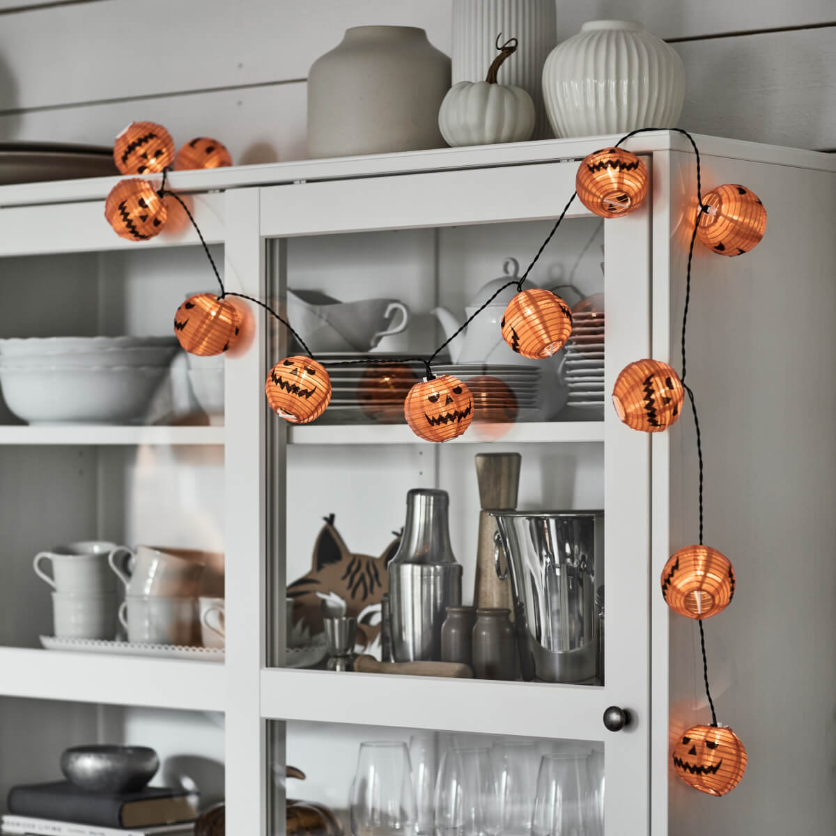 3 New IKEA Fall Collections for Food Preserving, Halloween, and Table Settings 44 IKEA_KUSTFYR_ljusslinga_PH205832