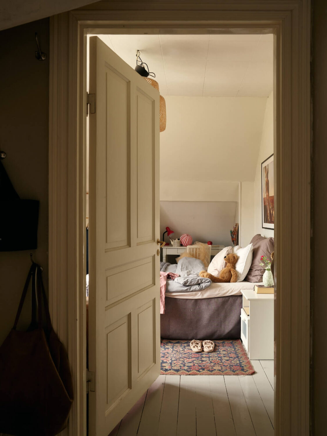 A Cozy Family Home in a Semi-Detached Early 20th-Century House 23 a25 A Cozy Family Home in a Semi-Detached Early 20th-Century House