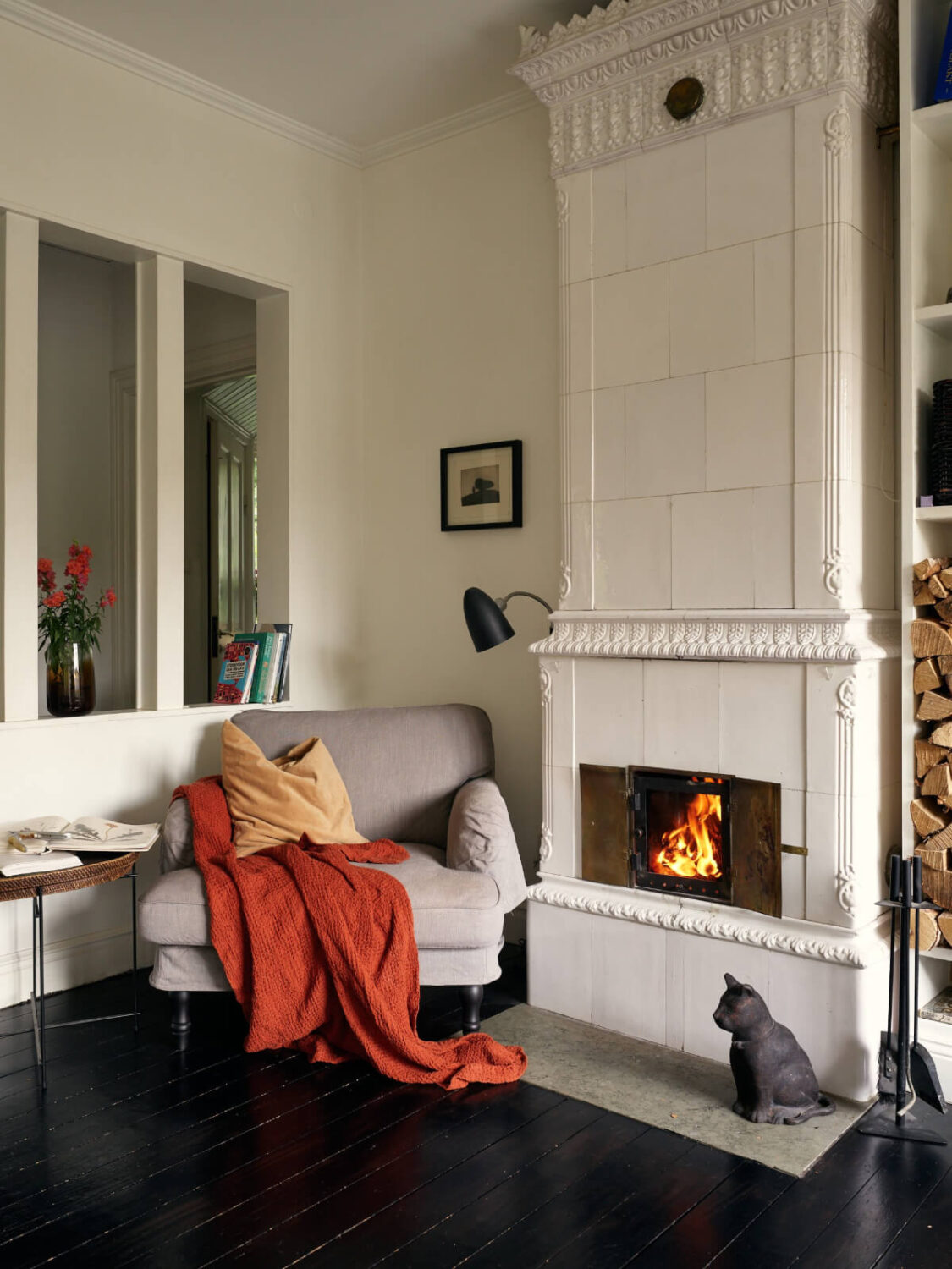 A Cozy Family Home in a Semi-Detached Early 20th-Century House 4 a5 A Cozy Family Home in a Semi-Detached Early 20th-Century House