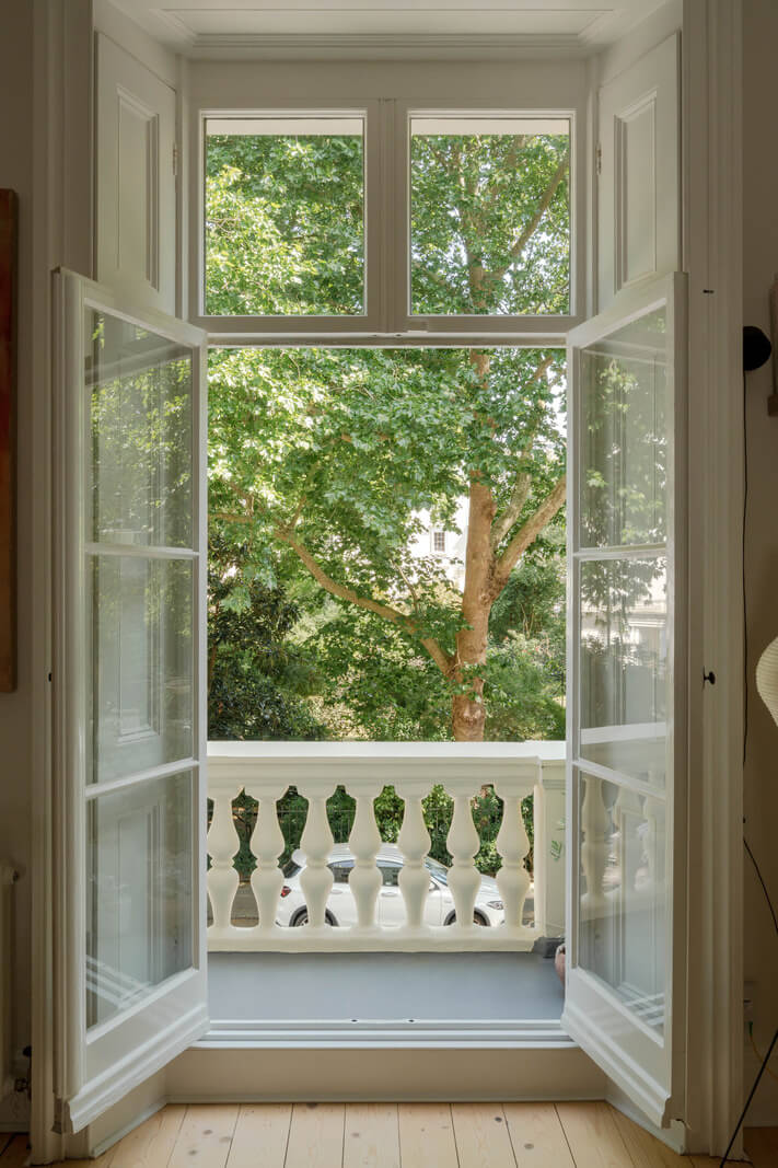 Historic Charm and Modern Design in a Light-Filled Pimlico Apartment 6 balcony doors