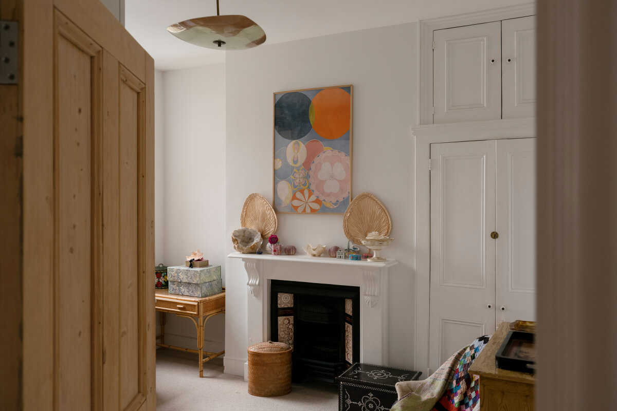 A Victorian Family House with a Tuscan-Inspired Kitchen Extension 23 bedroom fireplace built-in wardrobes