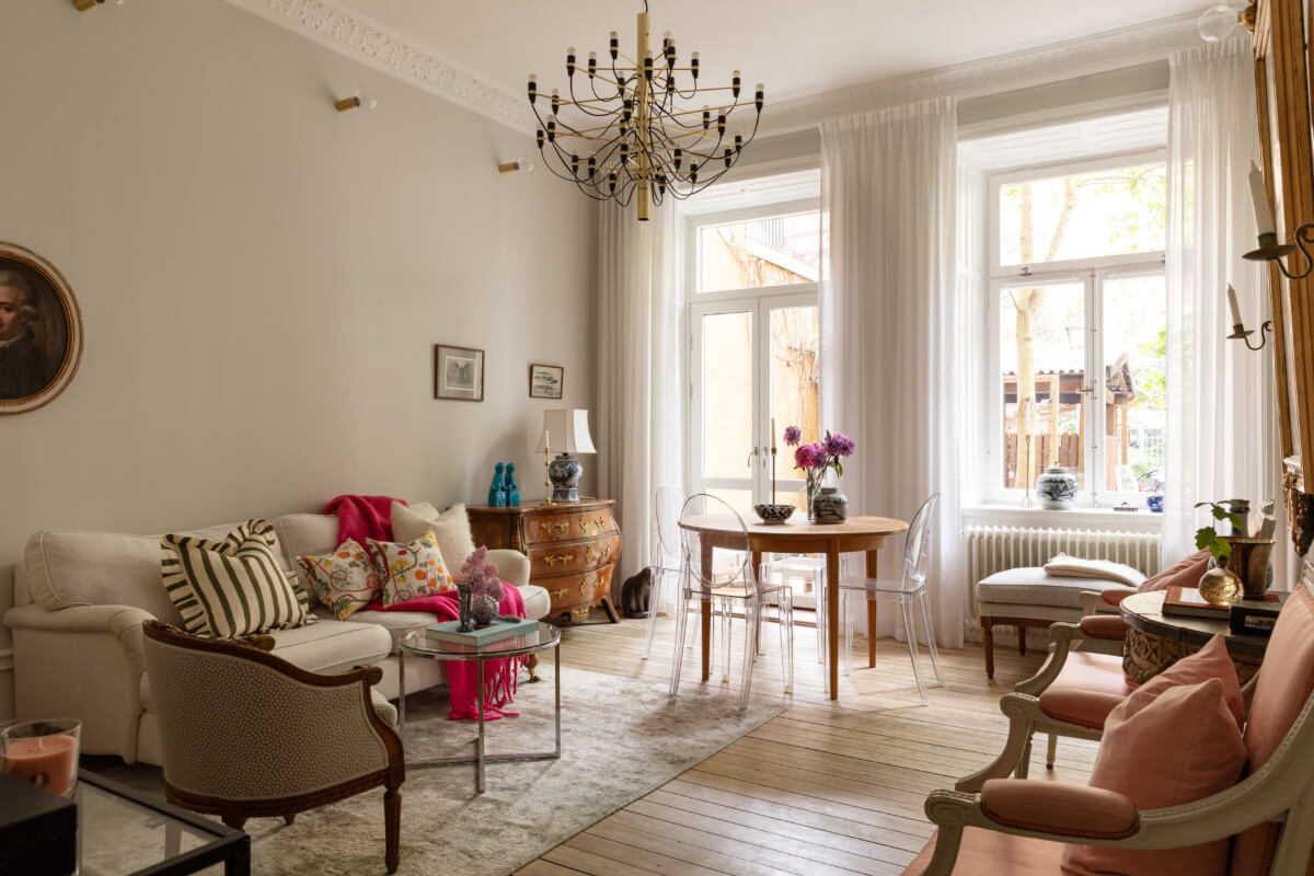 A Classic Late 19th-Century Apartment with a Private Courtyard Terrace 1 classic living room wooden floor stucco