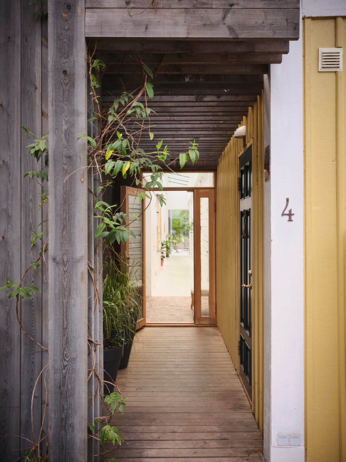 This Extended 19th Century Lakeside House is a Green Oasis in the City 32 entry lakeside home