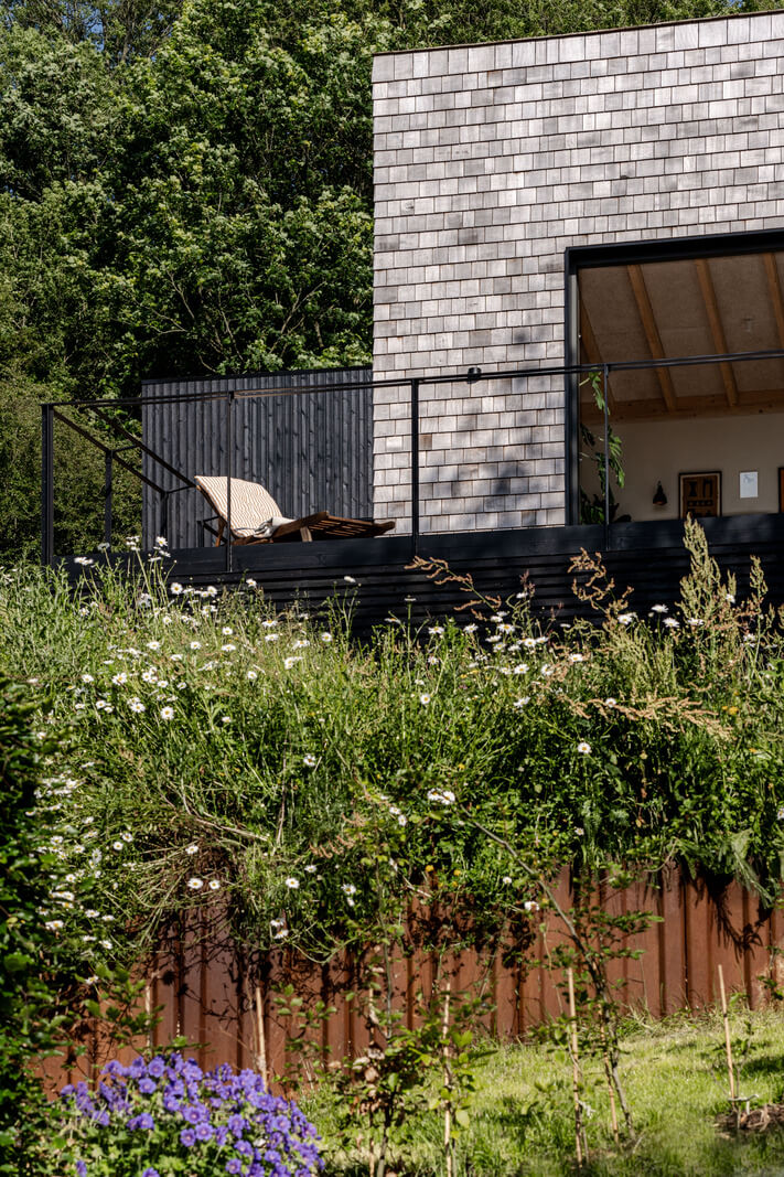 A Modern Bungalow with a Terrazzo Kitchen and Magnificent Views 25 exterior garden