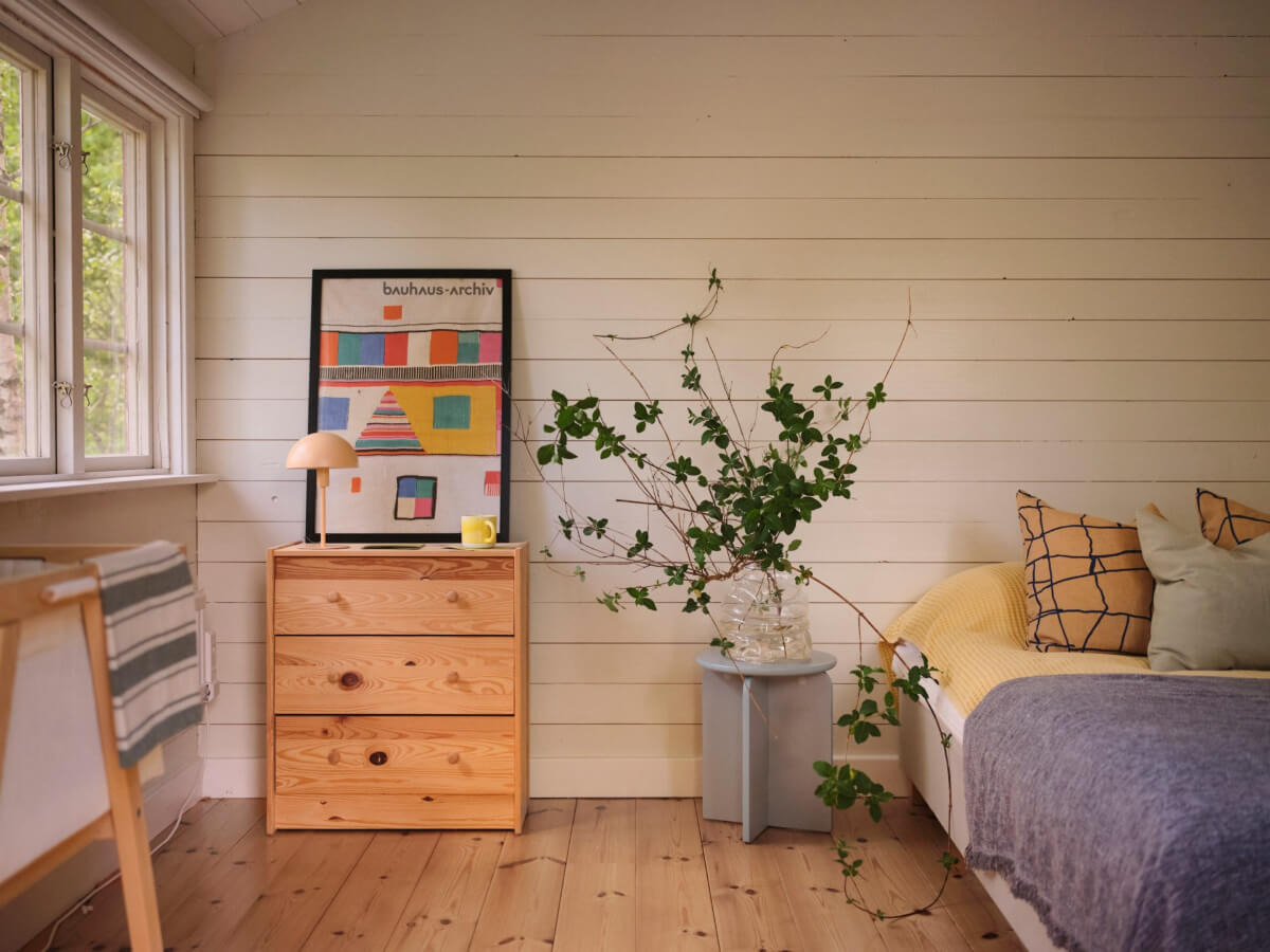 A Charming, Extended 19th-Century Log House in Sweden 39 guest house bedroom