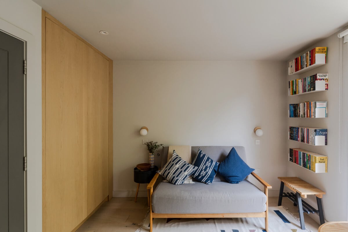 A High-Pitched Ceiling In a Light London Duplex Apartment 11 home office built-in wardrobes