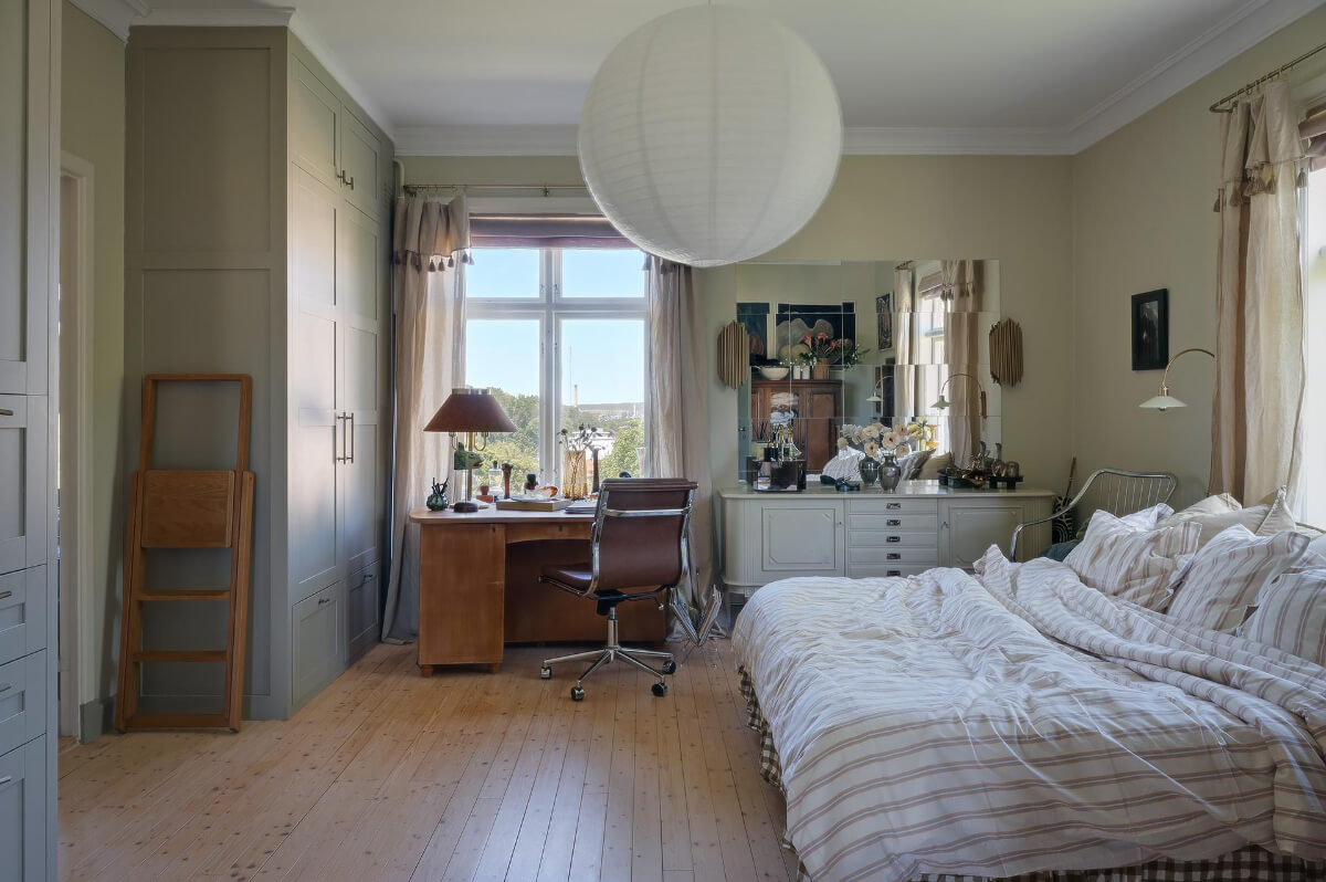 A Dining Room with a Painted Ceiling in an Early 19th Century Apartment 19 large bedroom with antique desk and built-in wardrobes