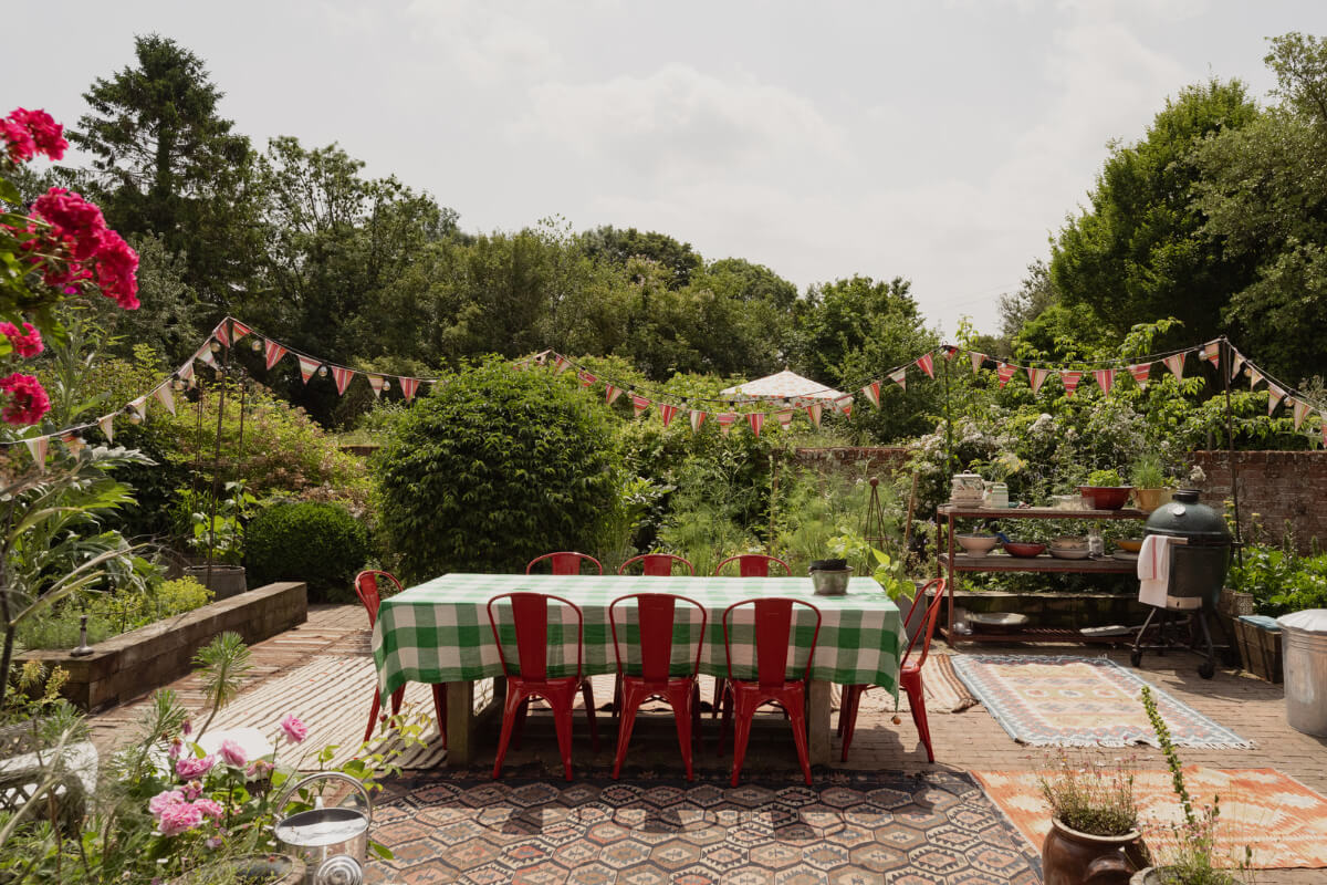 Best of 2025: Balconies and Gardens 42 lush green garden terrace