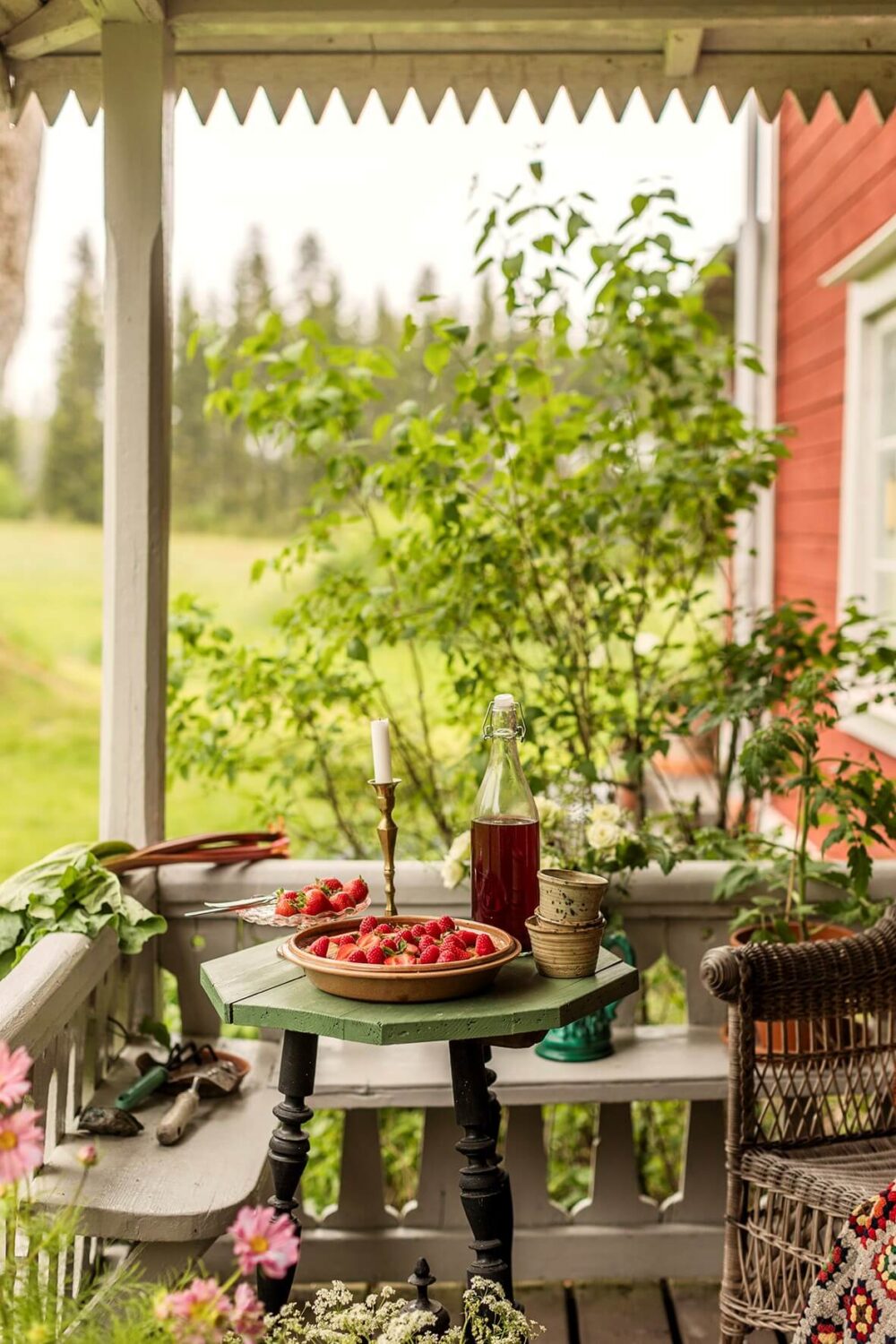 A Beautifully Preserved Historic Country House in Sweden 3 porch built-in bench
