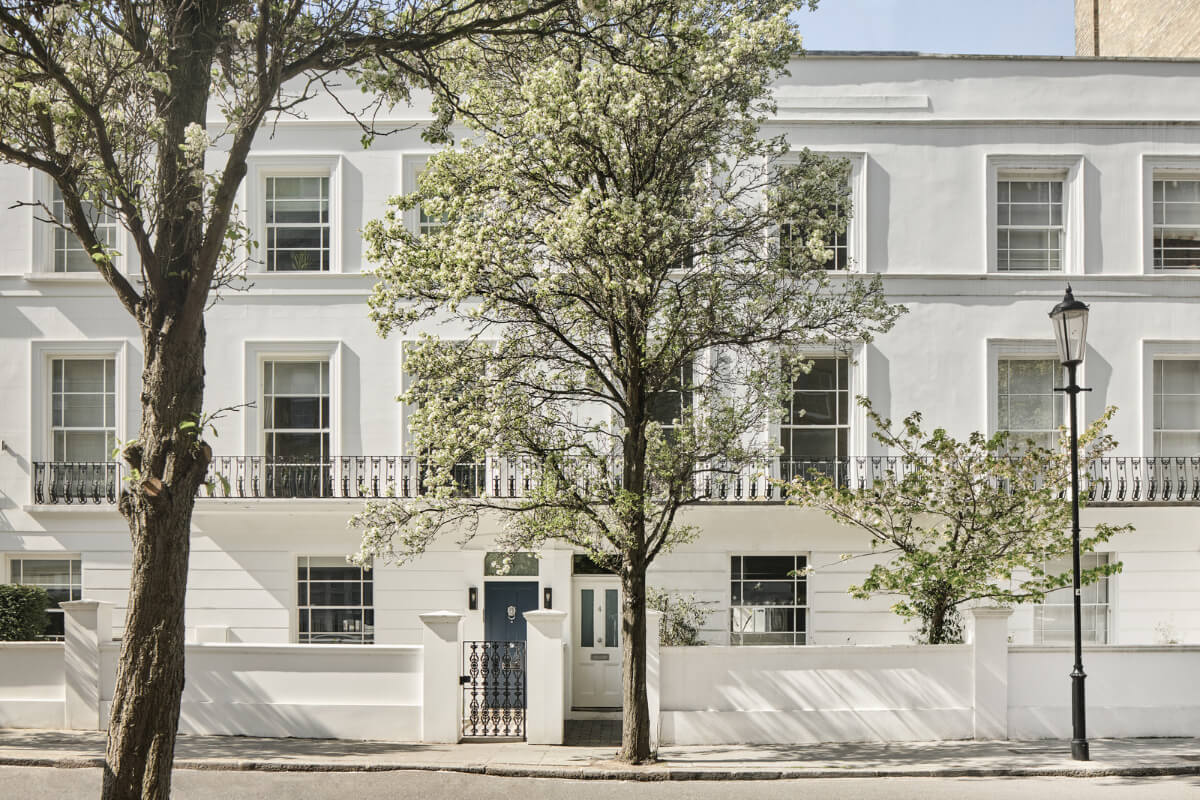Light-Filled Interiors in a Grand Early Victorian House in Notting Hill 32 stucco fronted facade