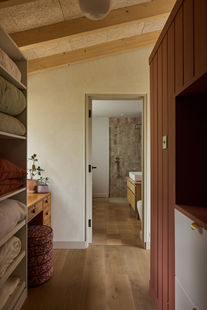 A Modern Bungalow with a Terrazzo Kitchen and Magnificent Views 14 walk in wardrobe