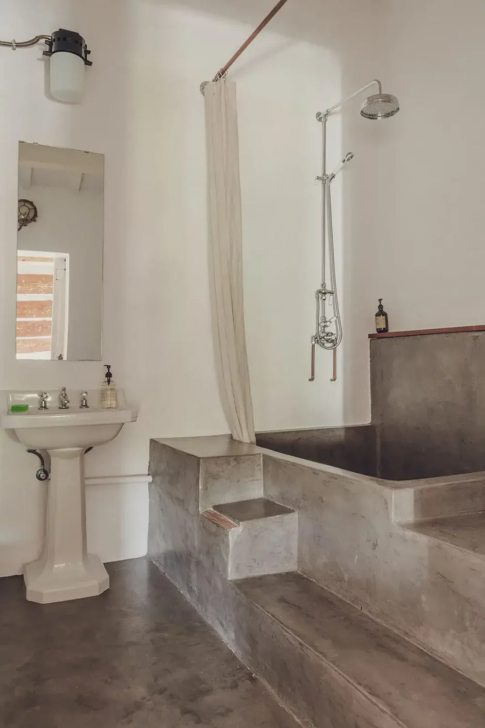 Authentic and Elegant Spaces in a Historic Menorca Townhouse 20 S7 68 tcmt9o Authentic and Elegant Spaces in a Historic Menorca Townhouse
