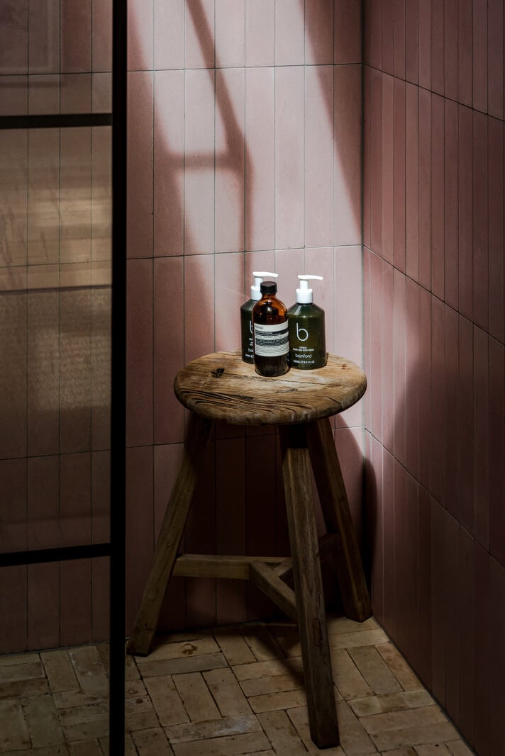 An Industrial Mews House with a Sebastian Cox deVOL Kitchen 24 bathroom pink tiles