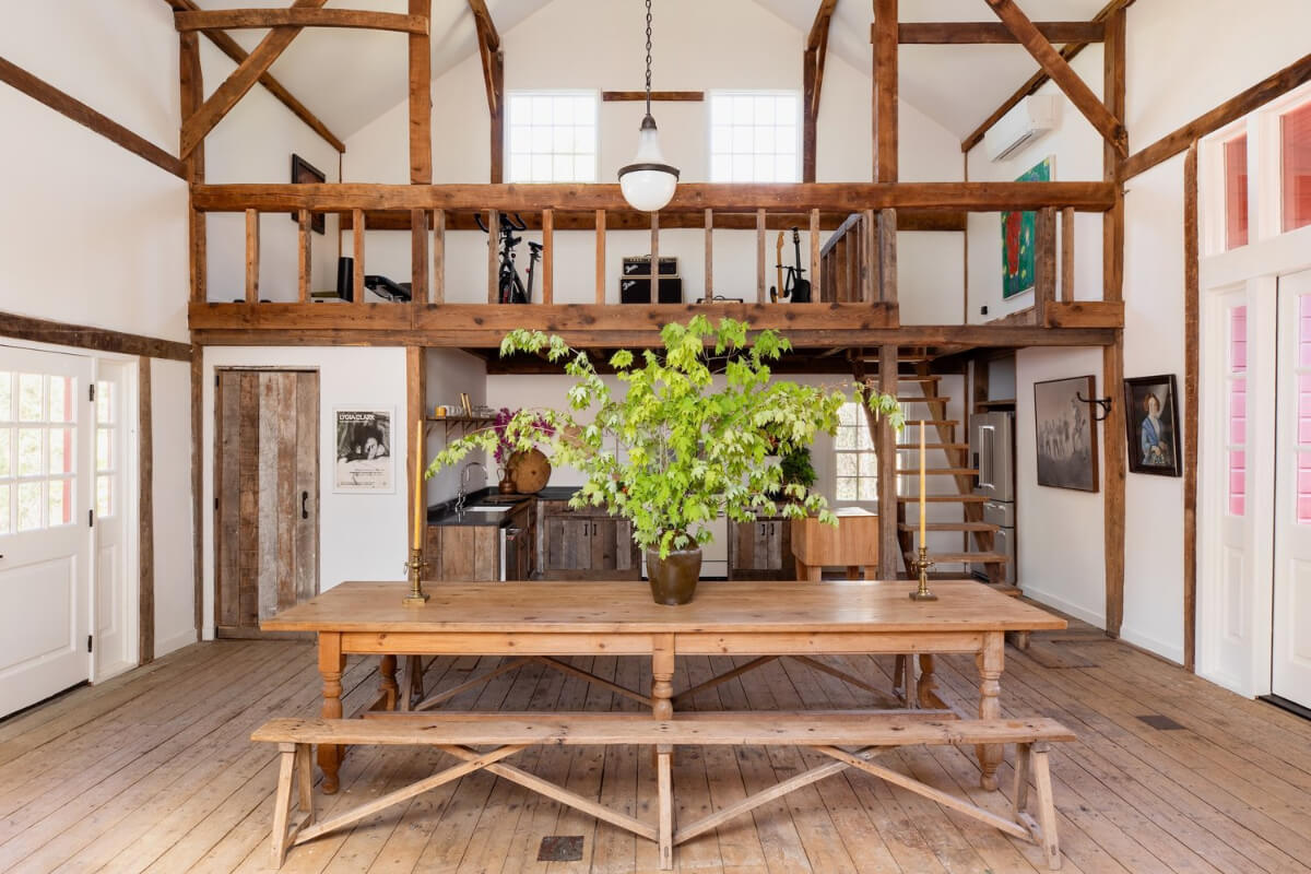 A Reimagined Farmhouse by Corbin Bernsen and Amanda Pays Lists for $4.6 Million 34 converted barn rustic timber beams