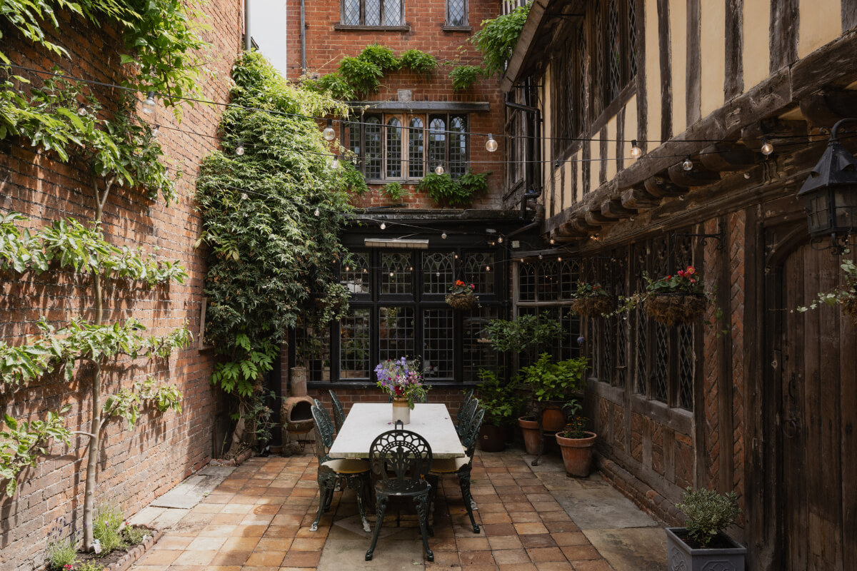 Best of 2025: Balconies and Gardens 37 courtyard terrace