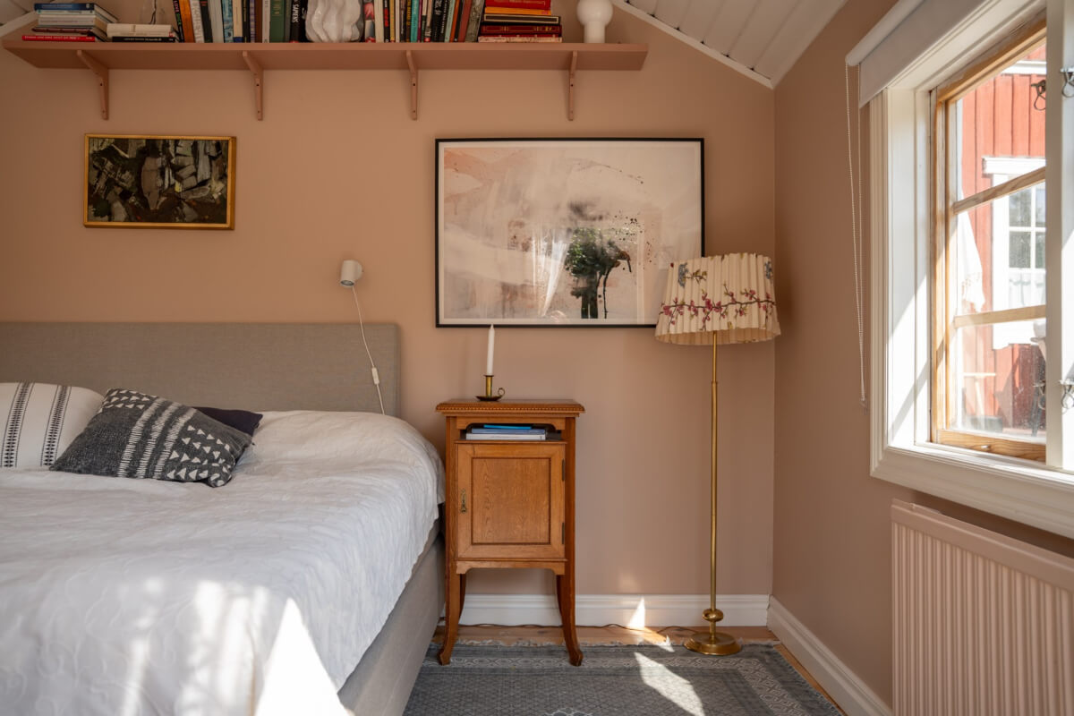 A Charming Historic Country House North of Stockholm 53 guest house bedroom