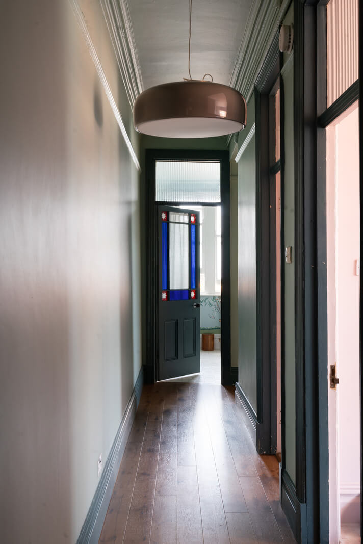 Pastel Tones and Deep Yellow in an Early 20th-Century London Apartment 8 hall