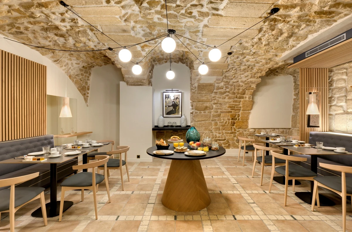 Where To Stay in the Latin Quarter of Paris 43 les rives de notre dame petit dejeuner Where To Stay in the Latin Quarter of Paris