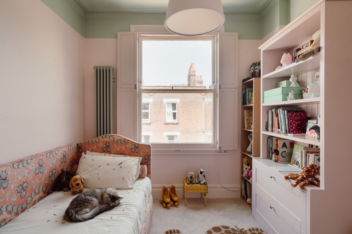 Pastel Tones and Deep Yellow in an Early 20th-Century London Apartment 24 pastel kids bedroom