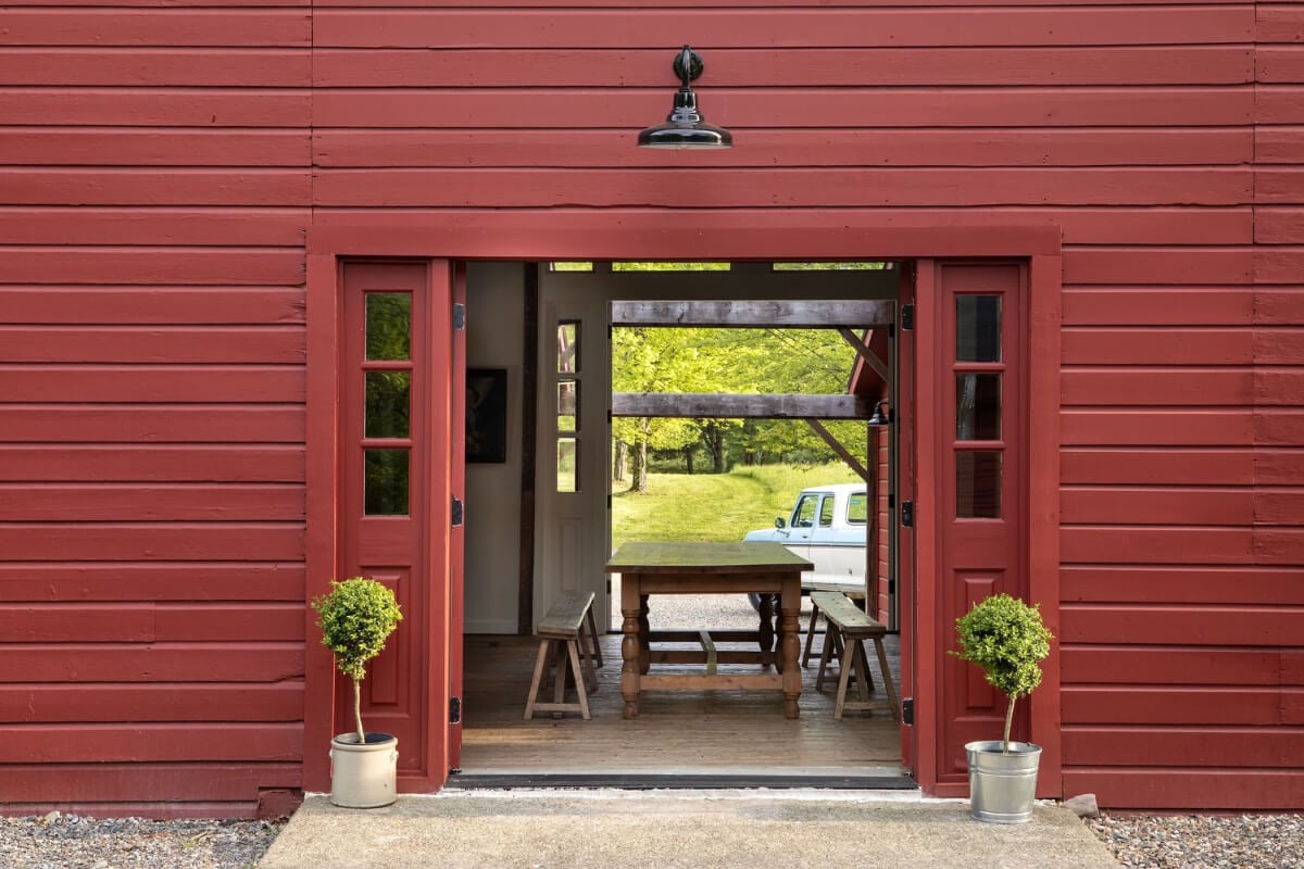 A Reimagined Farmhouse by Corbin Bernsen and Amanda Pays Lists for $4.6 Million 32 red barn