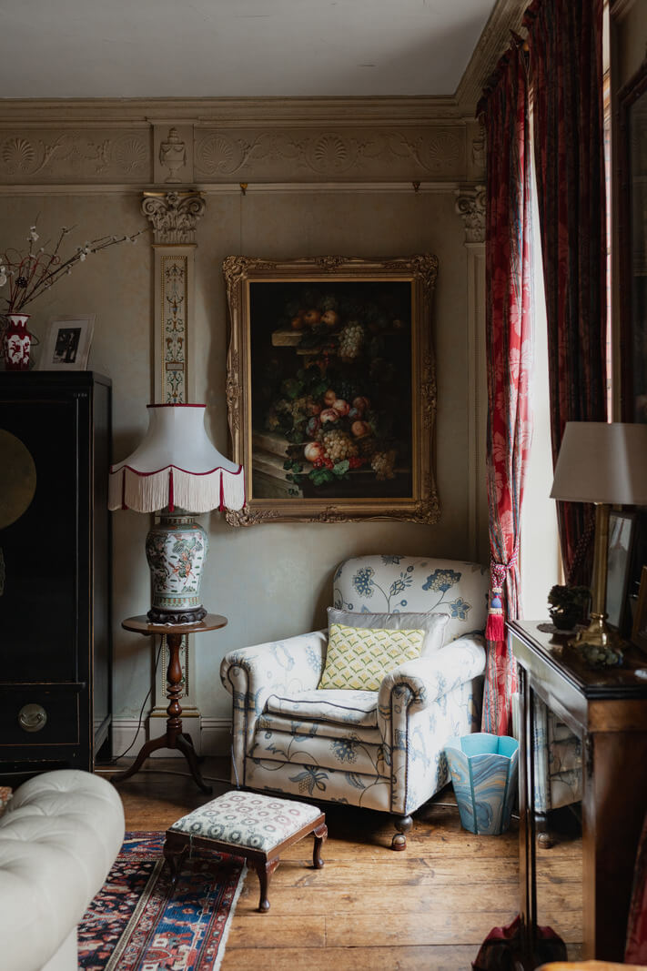 Medieval Craftsmanship & Georgian Elegance in an English Townhouse 18 sitting room wooden floorboards