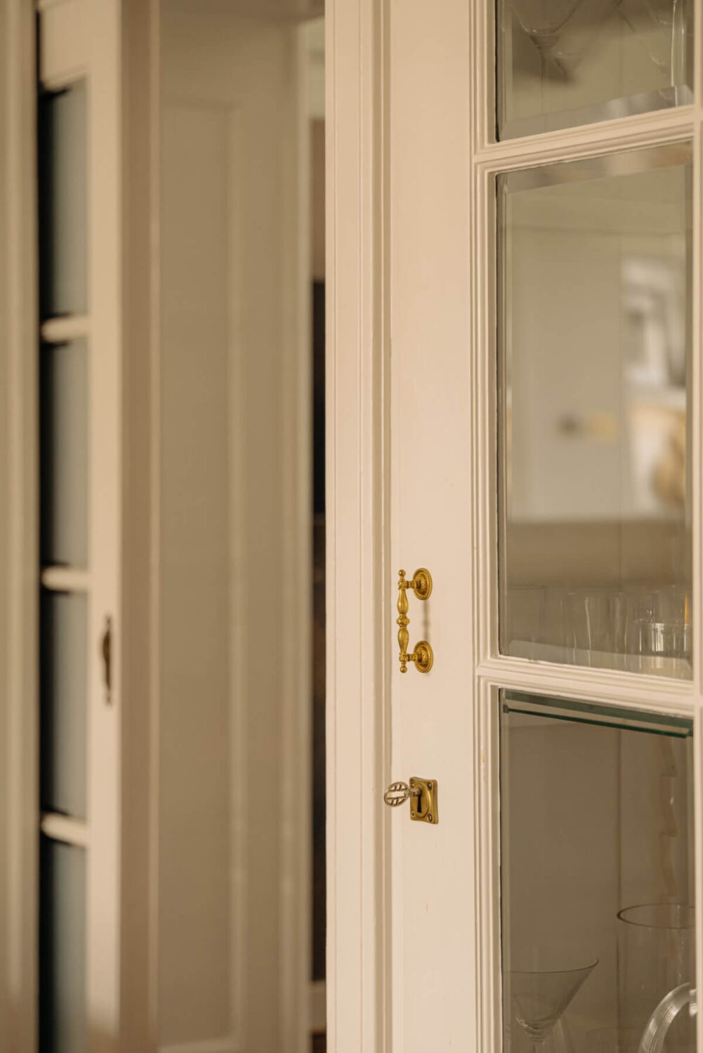 A Luxurious Parisian-Inspired Apartment in Amsterdam 13 sliding door detail