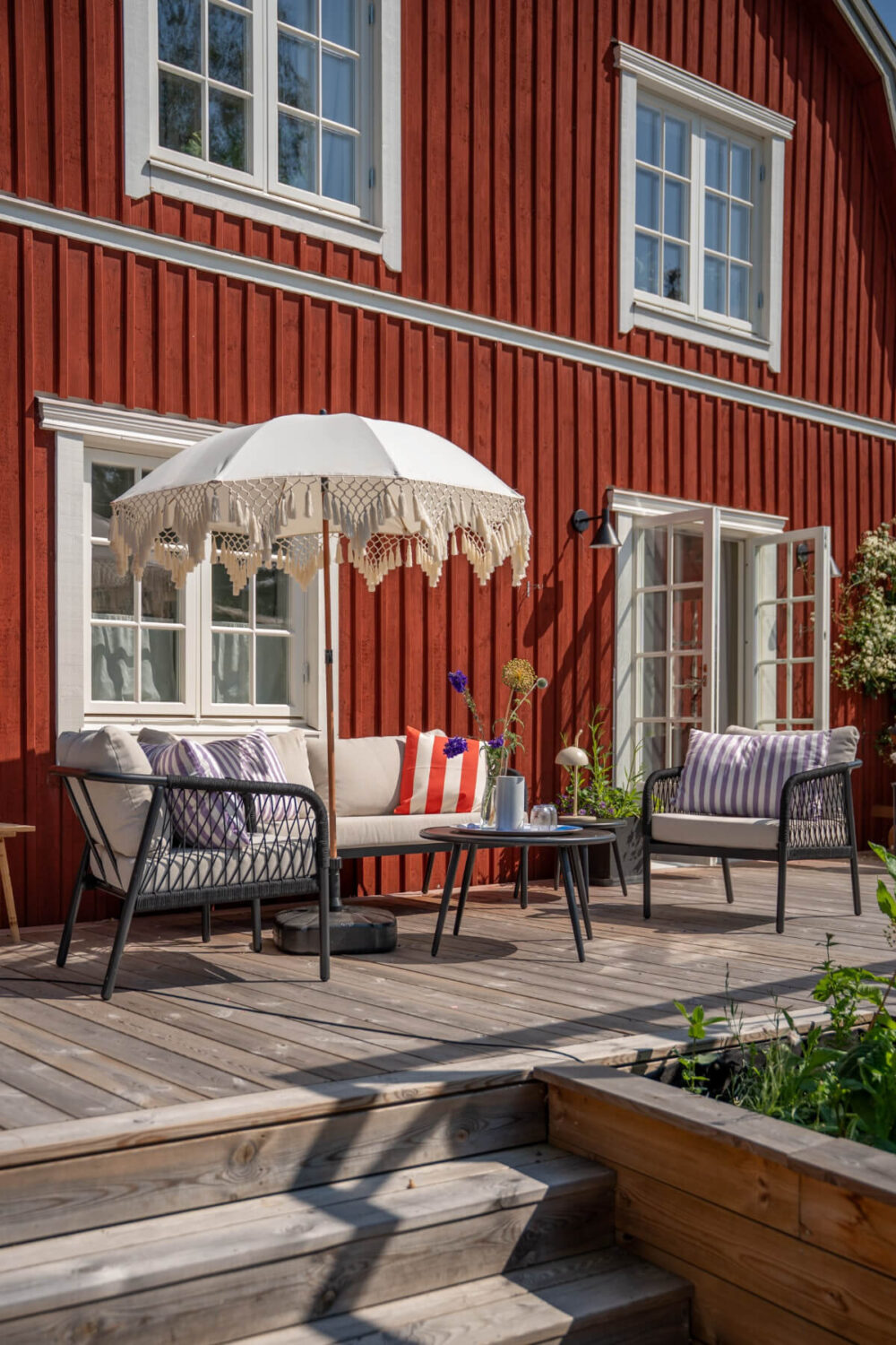 A Charming Historic Country House North of Stockholm 48 terrace