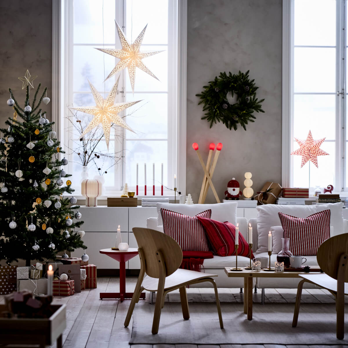 IKEA Christmas Collection 2025: Traditional Decor with a Modern Twist 4 white-christmas-living-room-ikea-christmas-collection-2025-nordroom