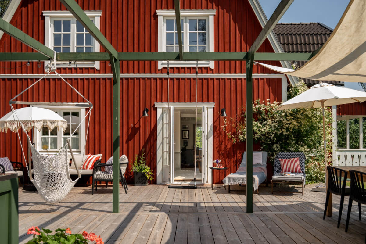 A Charming Historic Country House North of Stockholm 51 wooden terrace