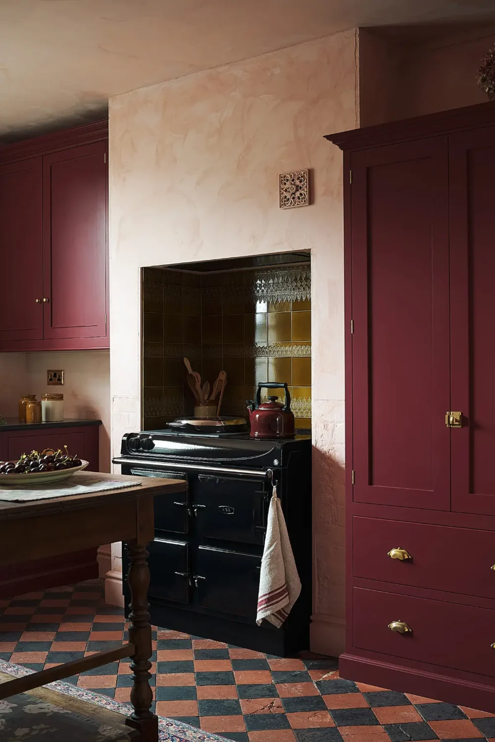 A Deep Red deVOL Kitchen with Vintage Elements in a Victorian Home 9 4.TheRealShakerKitchen deVOL LOW RES A Deep Red deVOL Kitchen with Vintage Elements in a Victorian Home