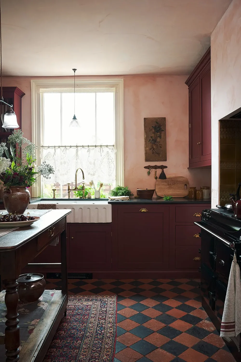 A Deep Red deVOL Kitchen with Vintage Elements in a Victorian Home 5 7.TheRealShakerKitchen deVOL LOW RES A Deep Red deVOL Kitchen with Vintage Elements in a Victorian Home