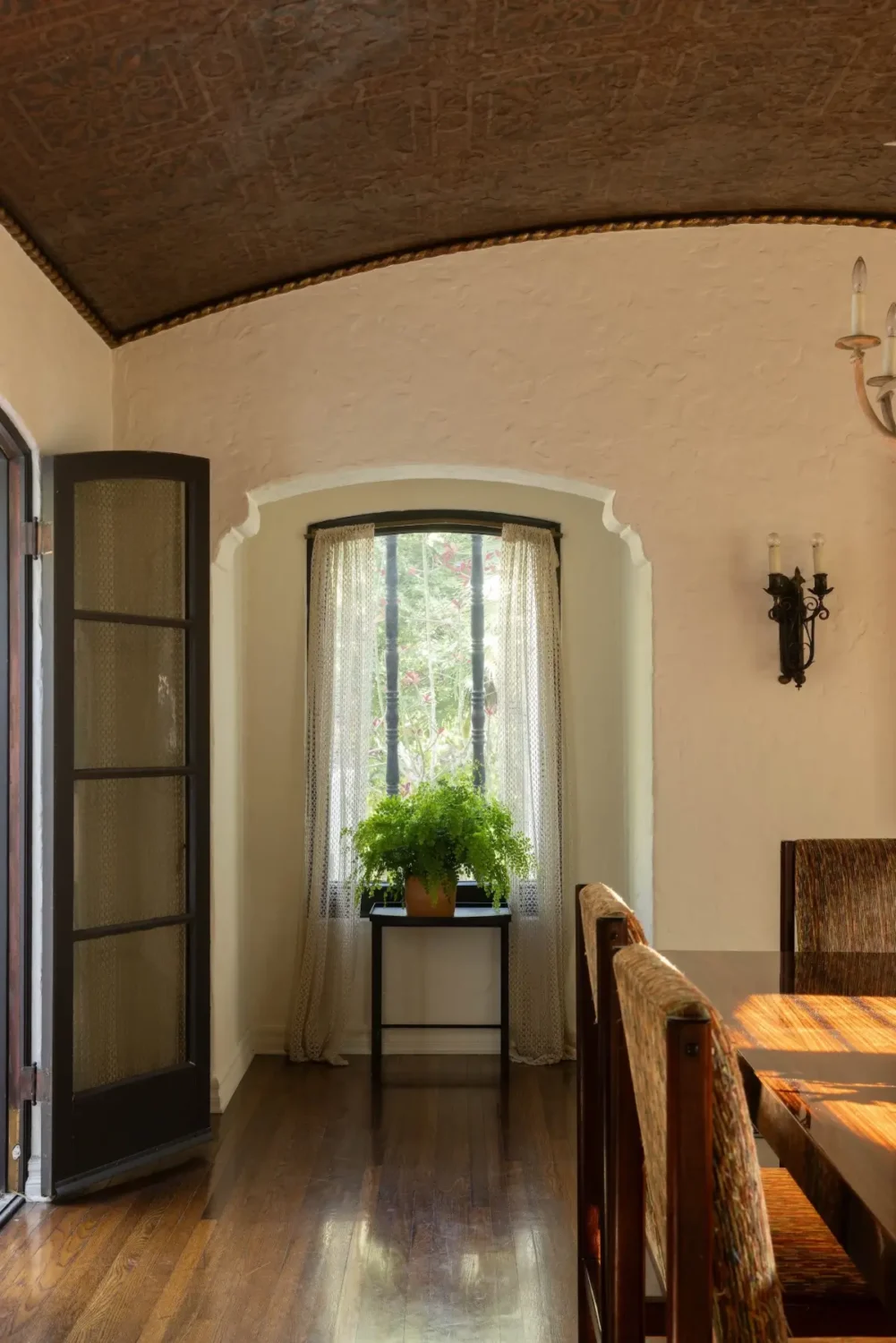 Aaron Paul Lists Spanish-Style Los Feliz Home with a Celebrity History 10 aaron-paul-lists-Spanish-style-Los-Feliz-house-nordroom12