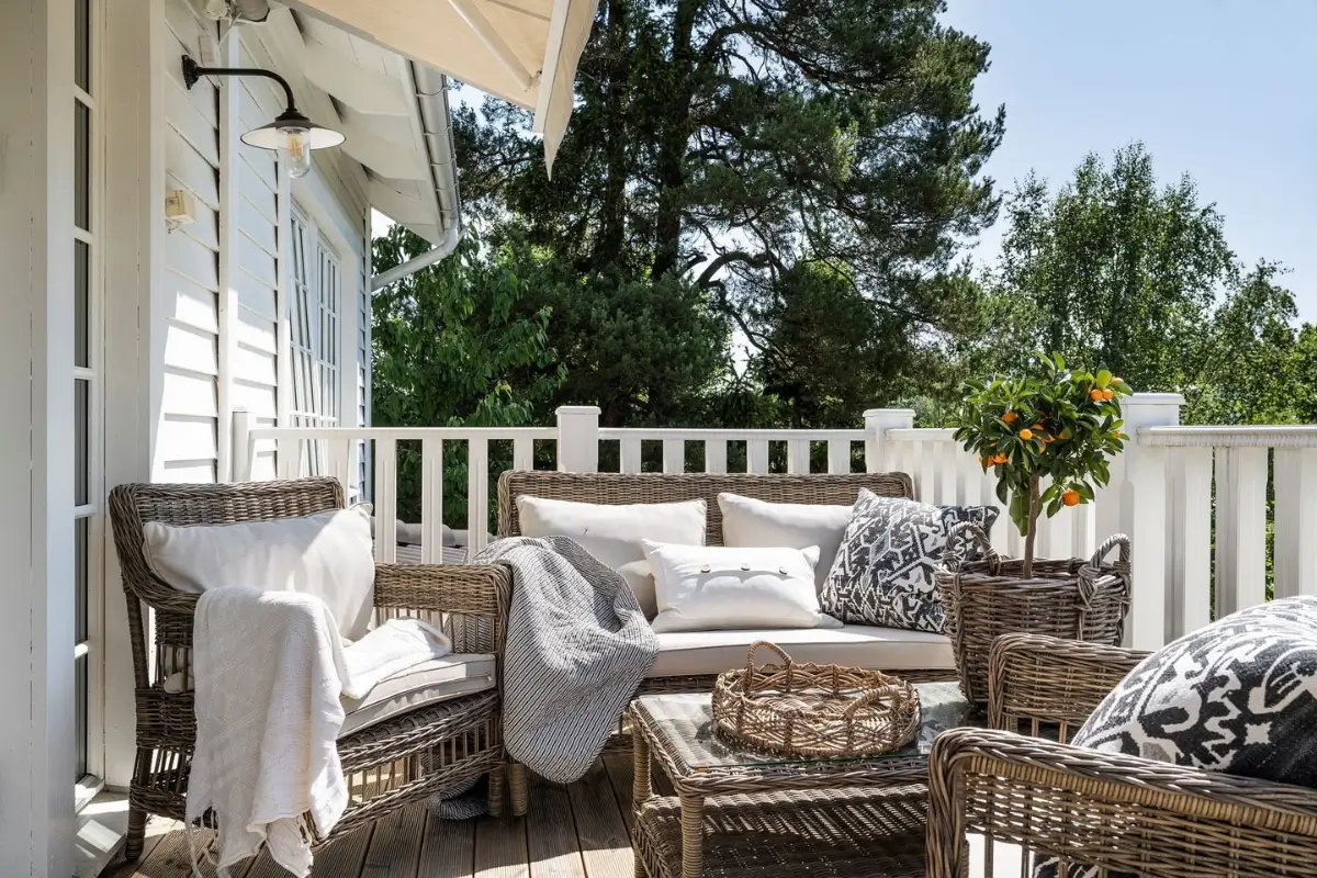 Scandinavian Design Meets The Hamptons in a Swedish Country House 40 balcony