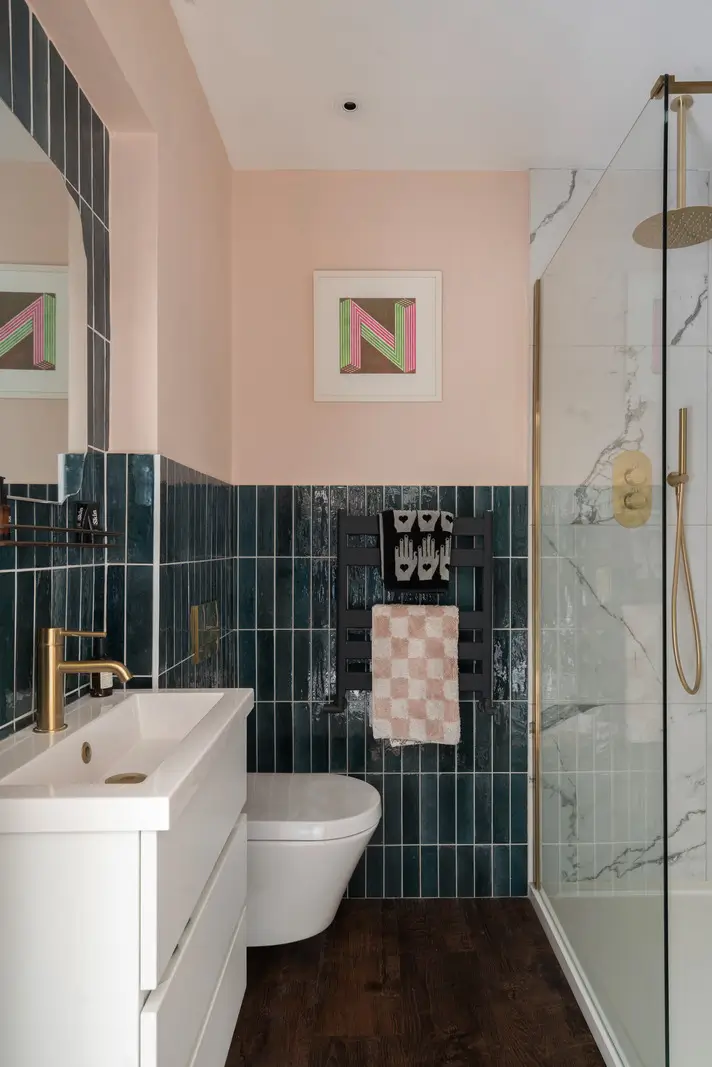 Contemporary Open-Plan Living Spaces in an English Victorian House 22 bathroom pink walls blue and marble tiles