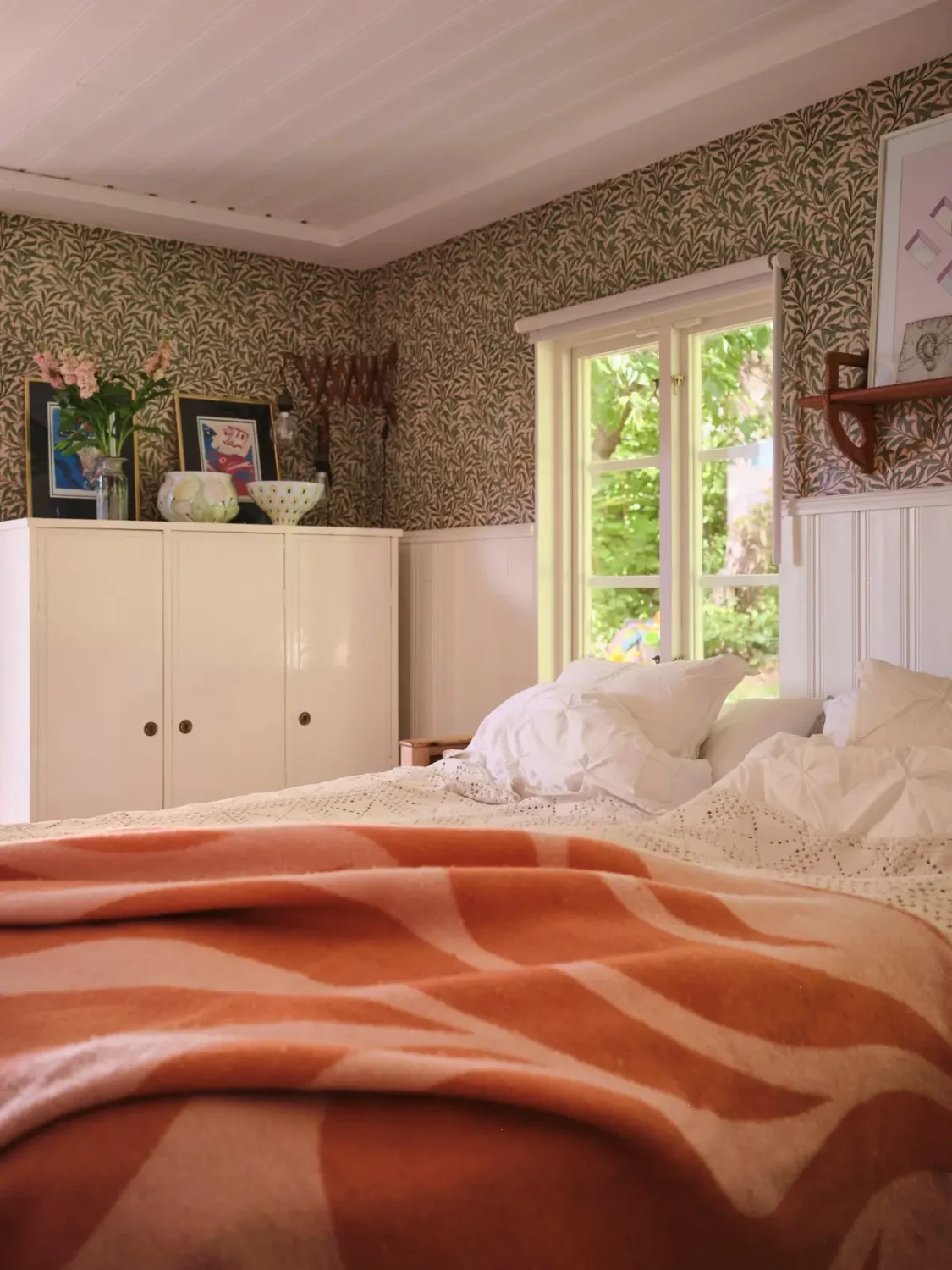 A Colorful Family Home in an Old Gardener's Cottage in Sweden 25 bedroom green wallpaper