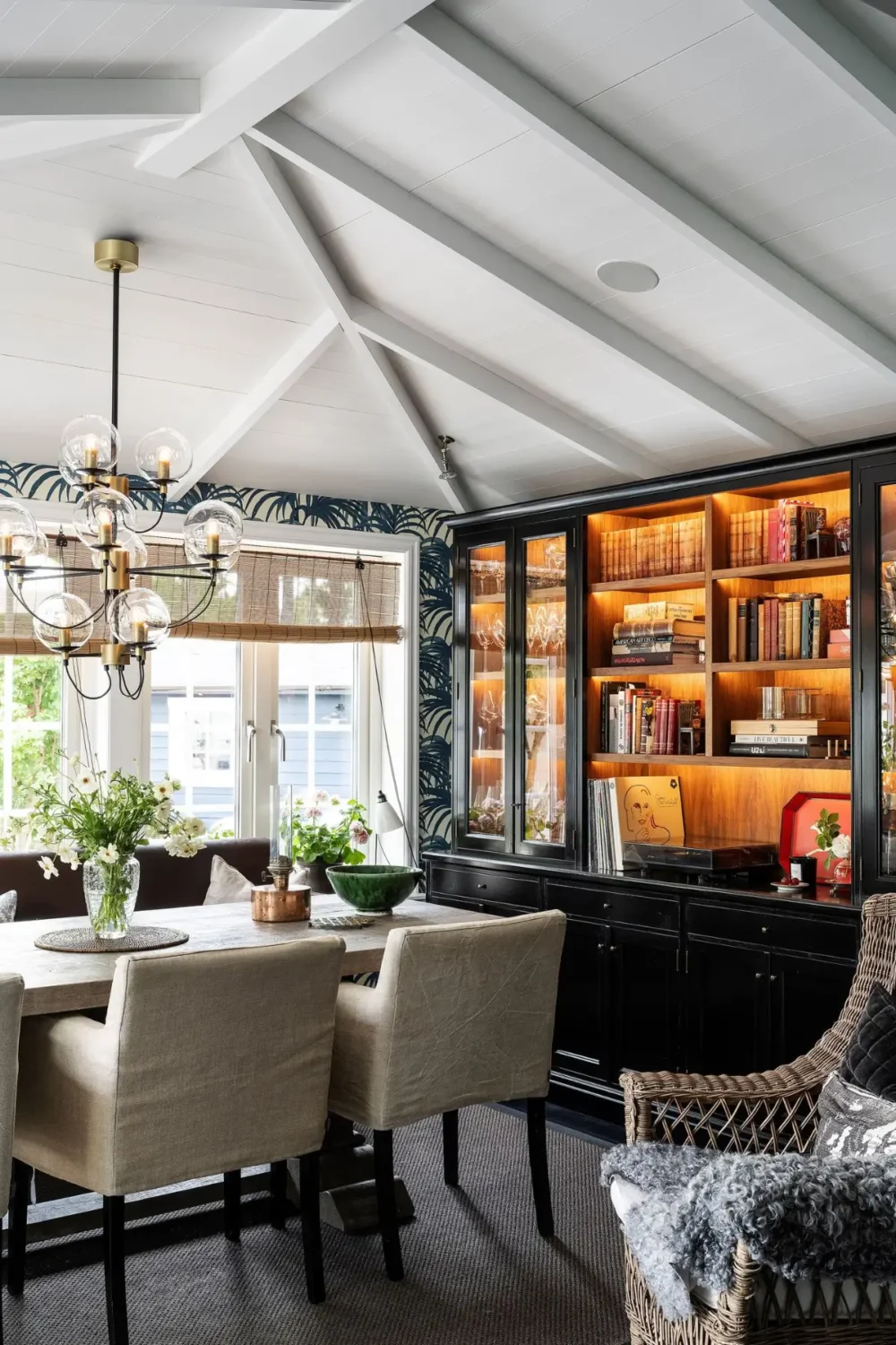 Best of 2025: Dining Rooms 19 dining room palm wallpaper built-in cabinet