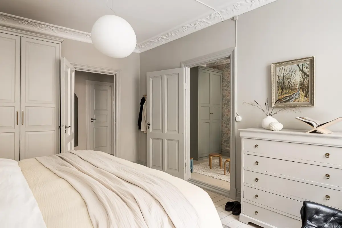 Classic Period Elements in a Comfortable Two-Bedroom Apartment 22 gray bedroom