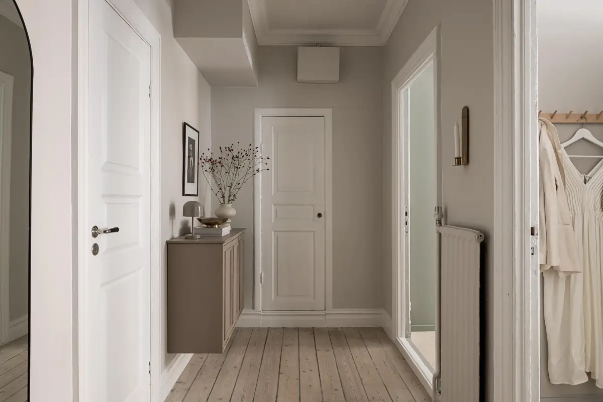 Classic Period Elements in a Comfortable Two-Bedroom Apartment 25 gray hall floating cabint