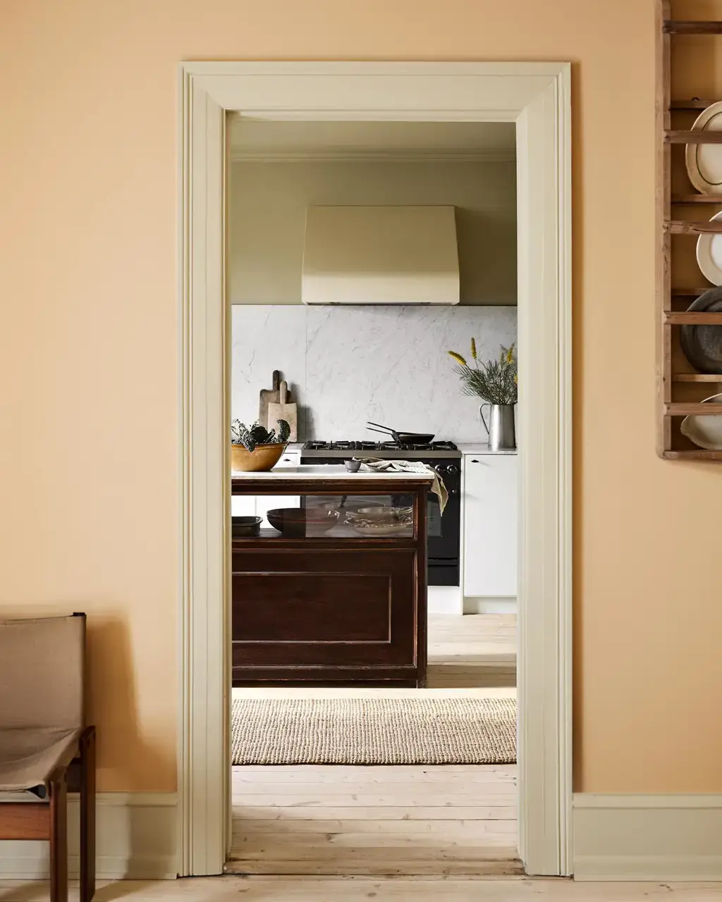 Jotun Lady Color Palette 2026: Soulful Spaces 23 jotun-kitchen-11202-mild-ochre-8284-olive-12080-soft-radiance-03